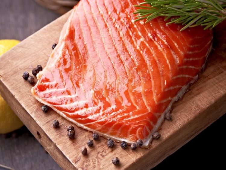 Traditional Smoked Salmon 
