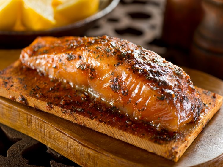  Included in this gift pack is 2 lbs of Silver Salmon and 1 cedar plank for $89.95 with free shipping.