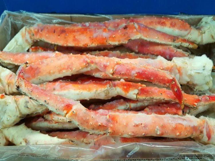 Enjoy this 10 lb box of Colossal King Crab Legs® for $699.50 with free shipping.