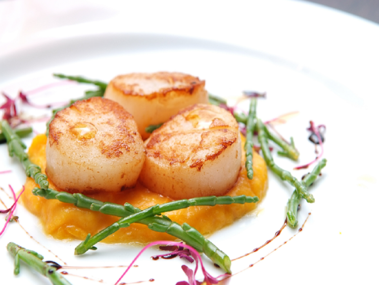 U/12 scallops have a creamy richness and mild sweetness.